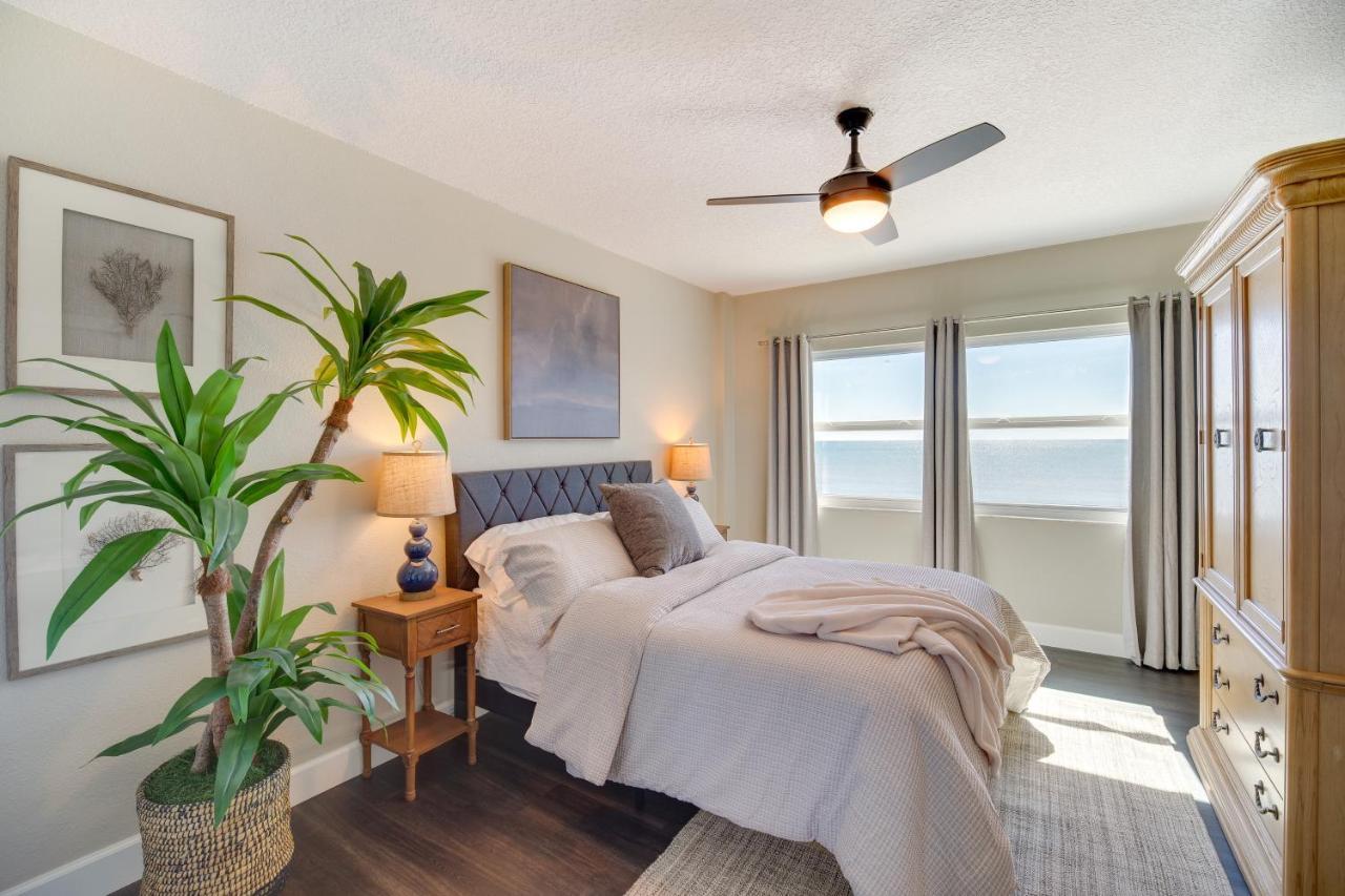 Oceanfront Satellite Beach Condo With Balcony, Views 외부 사진